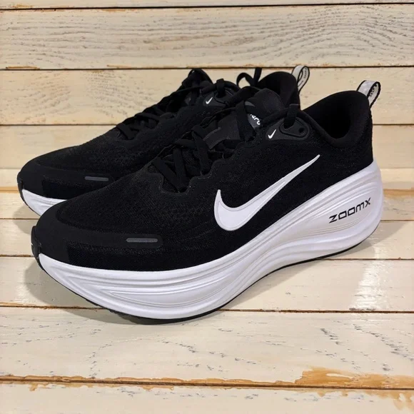Nike Women's Black and White Athletic Shoes. Vomero Plus - Picture 3 of 12